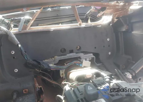 2004 Chevrolet Tahoe Lt z USA, uszkodzony, nr VIN 1GNEK13T84R272994